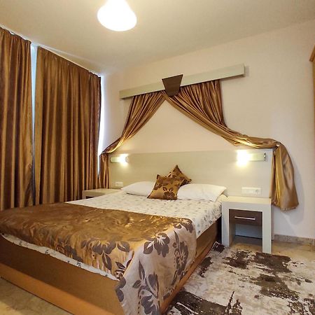 07 Group Hotel Алания Экстерьер фото