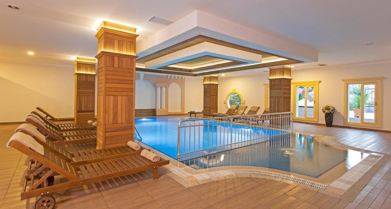 07 Group Hotel Алания Экстерьер фото