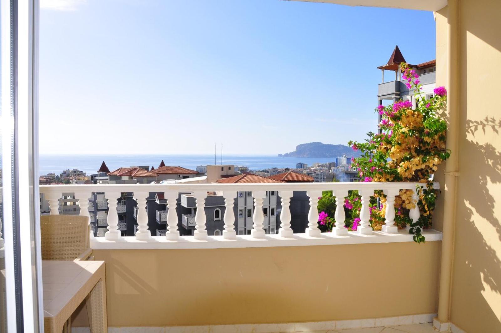 07 Group Hotel Алания Экстерьер фото